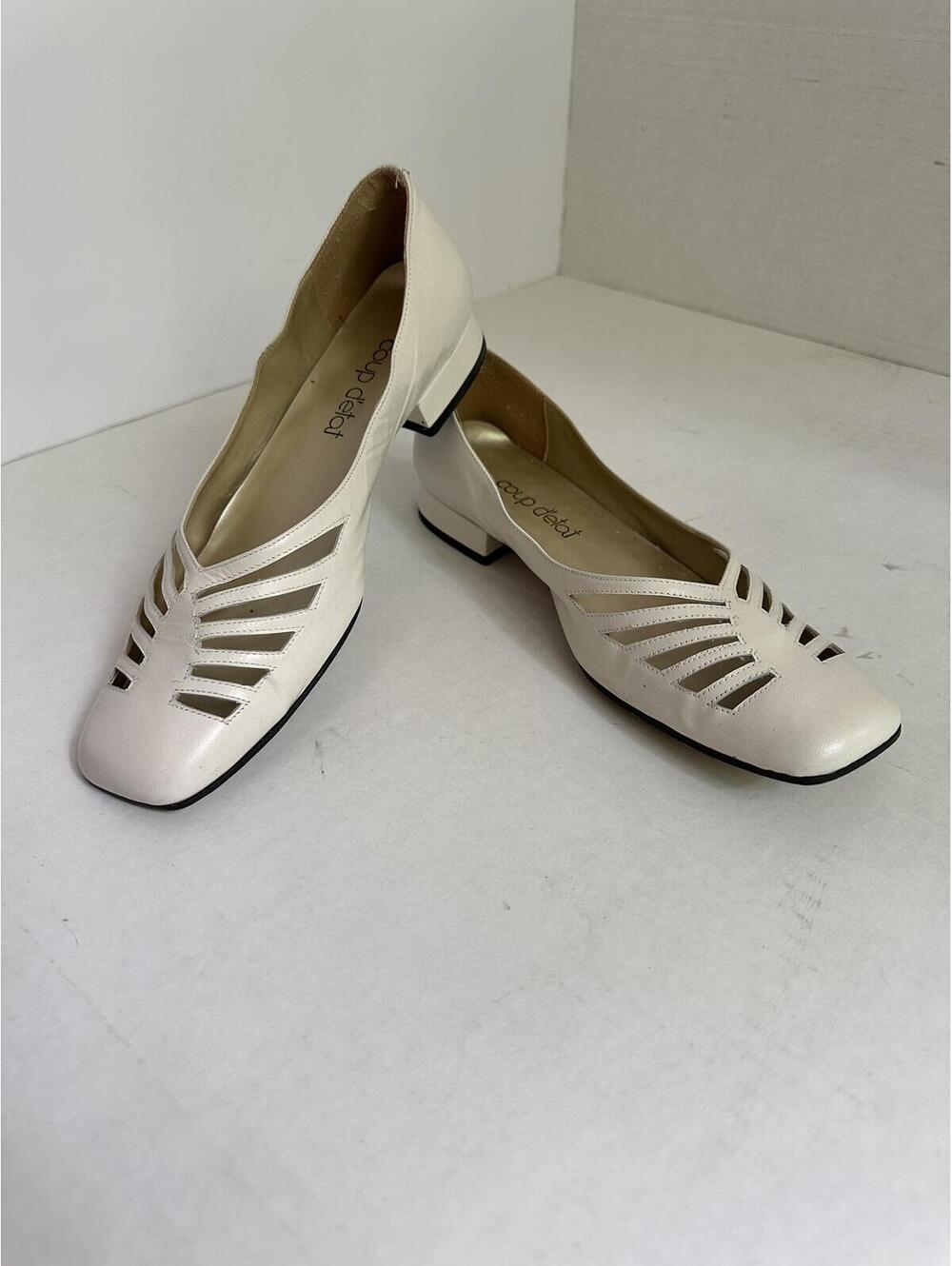 vintage Coup d'Etat Off-White Leather with a Low Block Heels size 8b